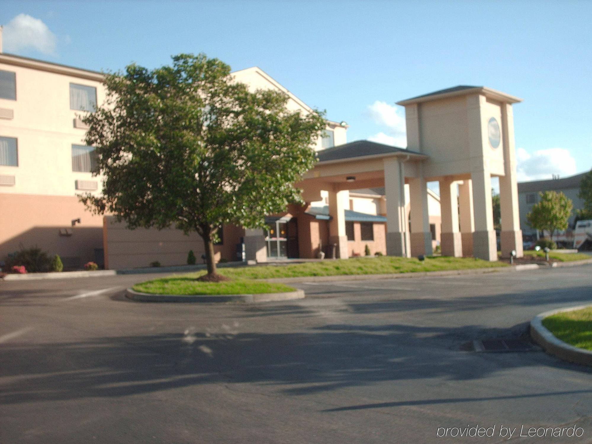 Hotel Express Pittsburgh-north/harmarville By Ihg 2*